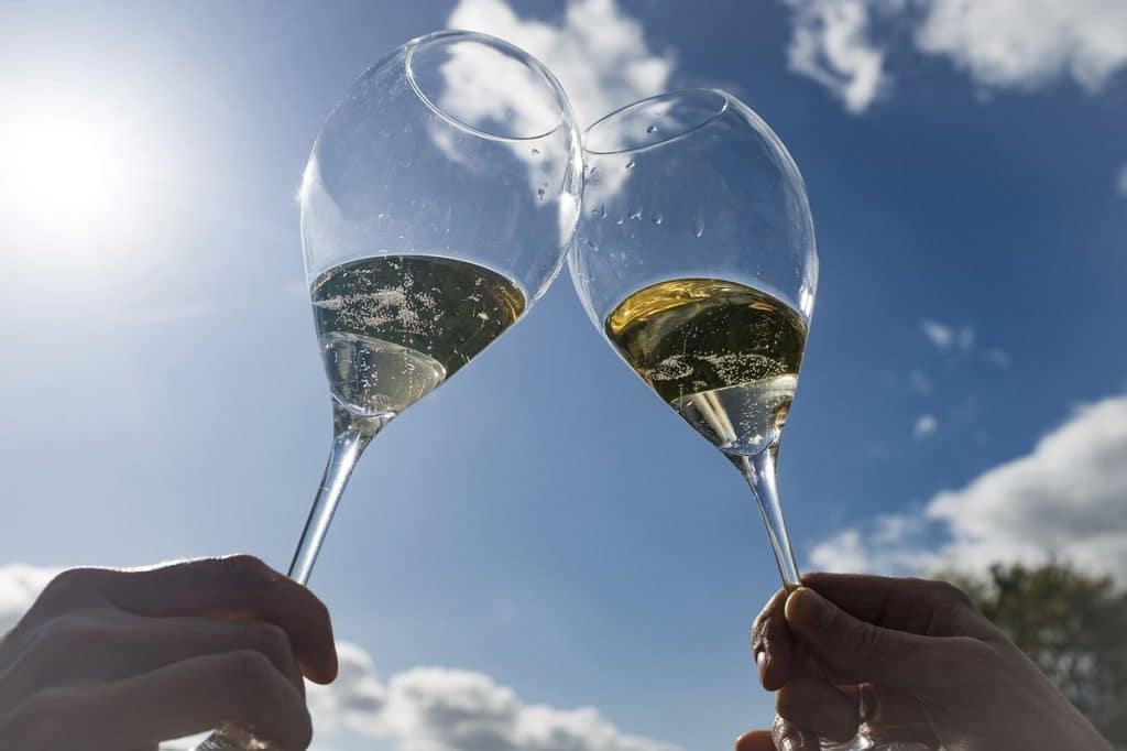 Champagne tasting during the UNESCO itinerary, Dégustation de Champagne pendant l'itinéraire de l'UNESCO